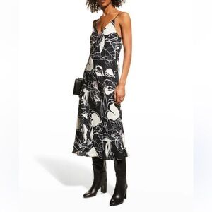 Natori NWT $330 Hana Fluid Crepe Slip Dress L